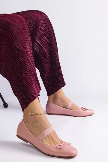 Ballerines roses avec...