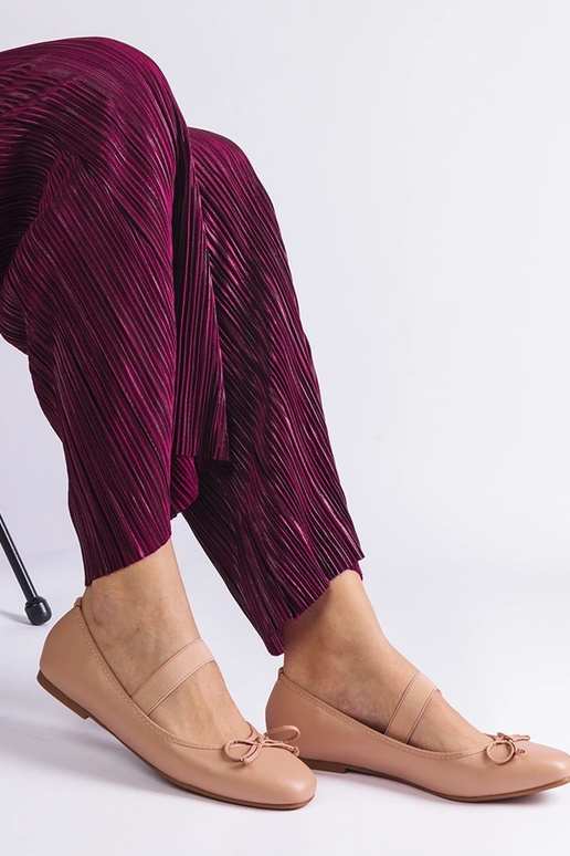 Ballerines beiges avec élastique et...