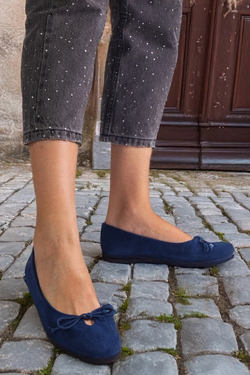 Ballerines bleu marine avec noeud décoratif Pollinos