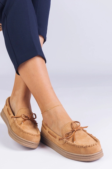 Chaussures pour femmes en...