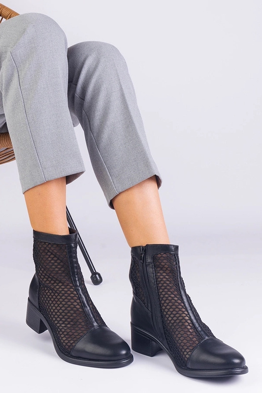 Bottines en maille noire à talon bloc...