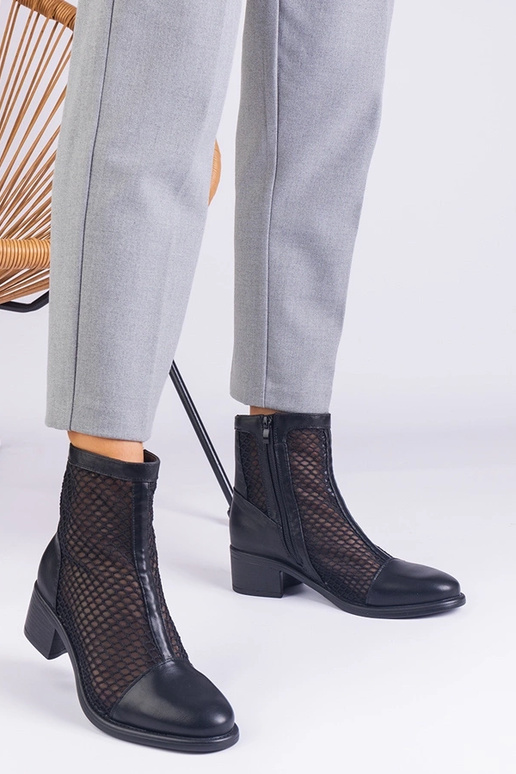 Bottines en maille noire à talon bloc...