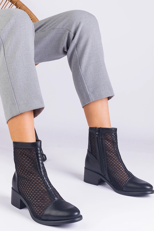 Bottines en maille noire à talon bloc...