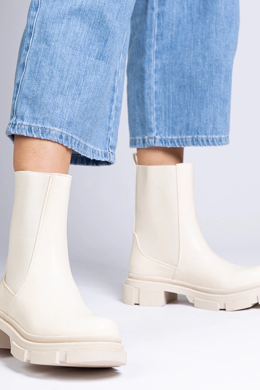 Bottines beiges avec tige élastique...