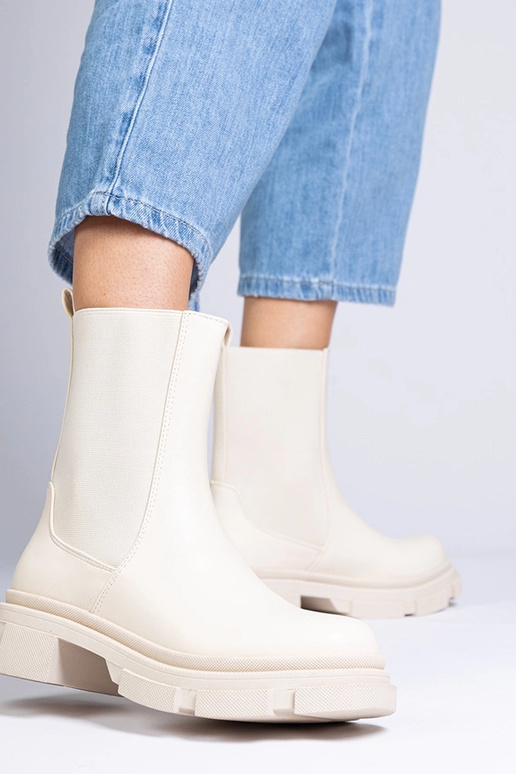 Bottines beiges avec tige élastique...