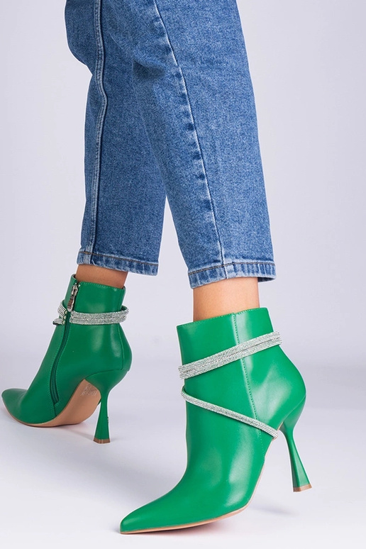Bottines à talons hauts vertes... Bottines à talons hauts vertes...
