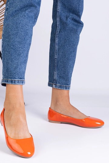 Ballerines en cuir verni orange Aurika 2