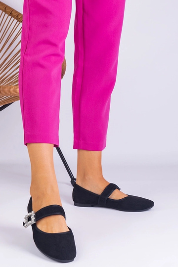 Ballerines noires ornées d'une boucle en cristal Demetra 2