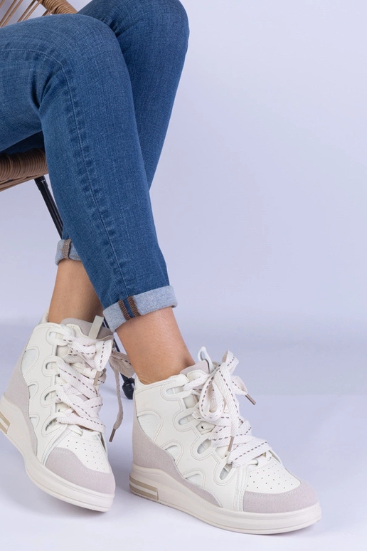 Baskets blanches pour femmes à lacets...