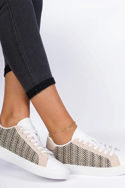 Sneakers beiges pour femmes en tissu... Sneakers beiges pour femmes en tissu...