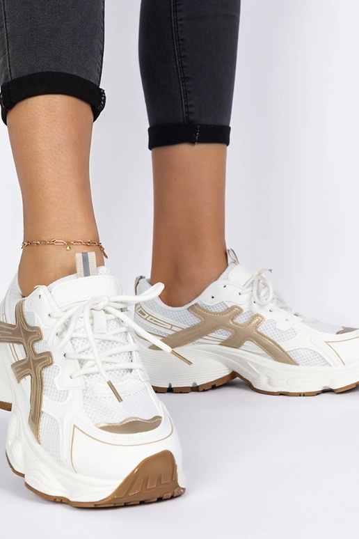 Baskets beiges pour femmes sur... Baskets beiges pour femmes sur...