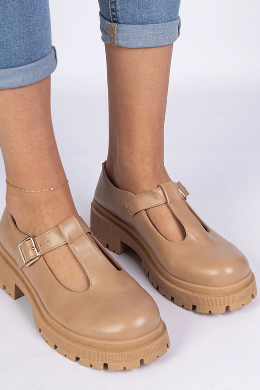 Chaussures à talons avec plateforme...