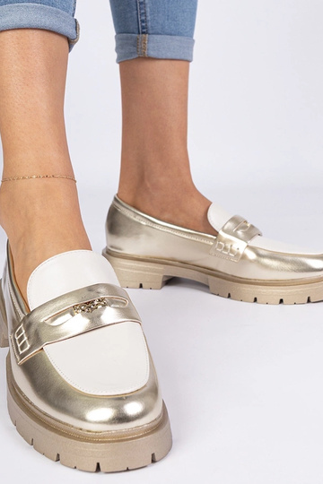 Mokasins dorés pour femmes avec insert blanc Sugetti