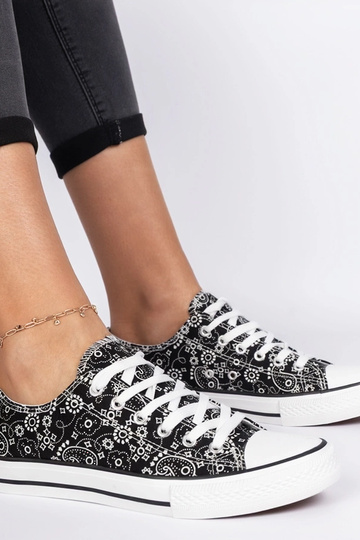 Chaussures en tissu noires pour femmes de style aztèque Kalusa