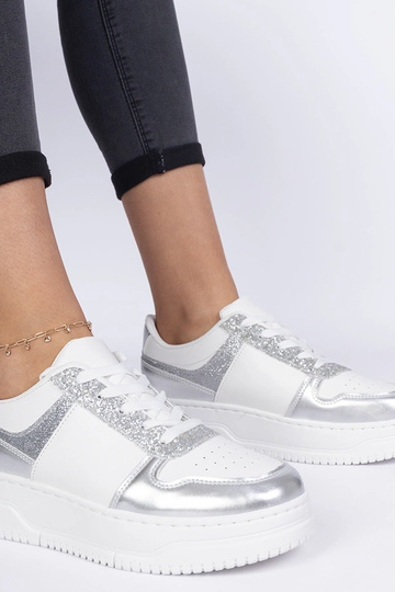 Baskets argentées pour... 2