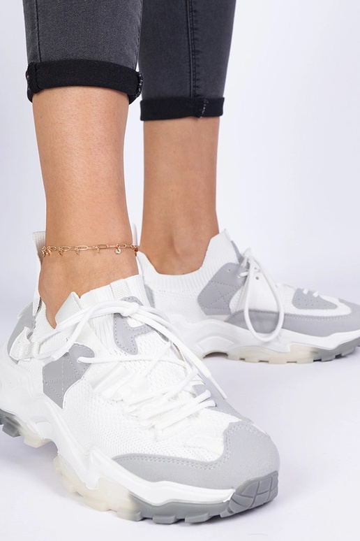 Baskets femme blanches avec tige en... Baskets femme blanches avec tige en...