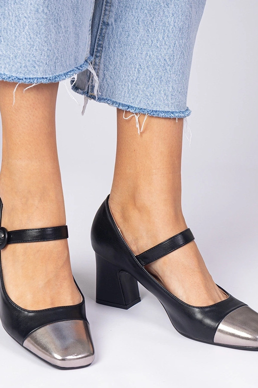 Escarpins noirs pour femmes avec bout...