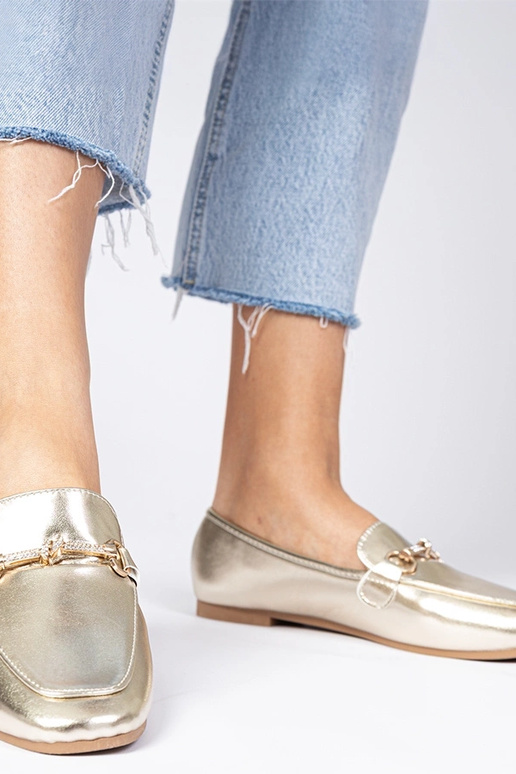 Mokasins dorés avec décor et... Mokasins dorés avec décor et...