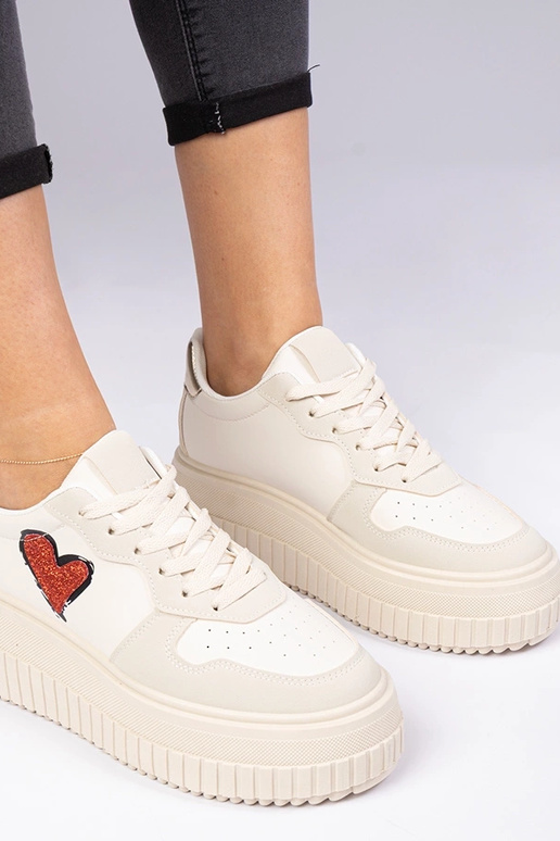 Baskets beiges pour femmes avec un... Baskets beiges pour femmes avec un...