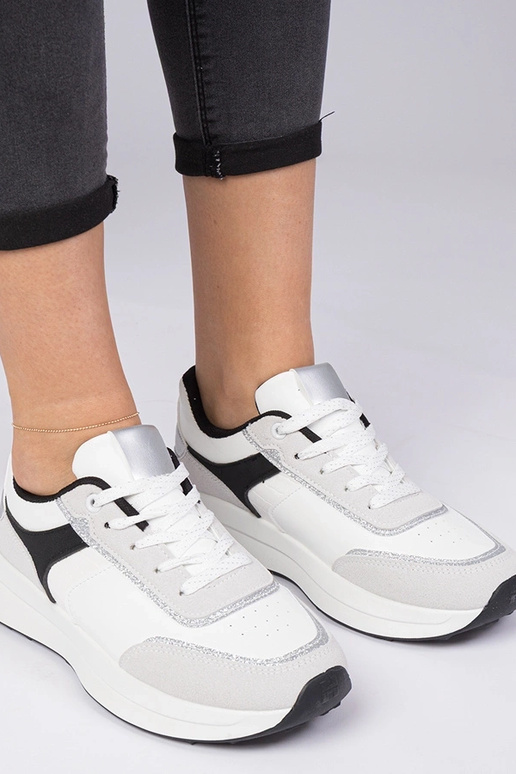 Baskets blanches pour femmes avec... Baskets blanches pour femmes avec...