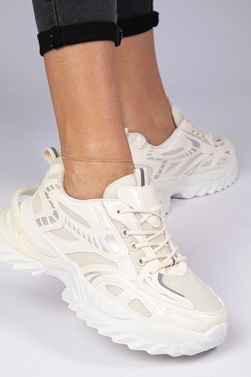 Baskets sportives beiges à... 2