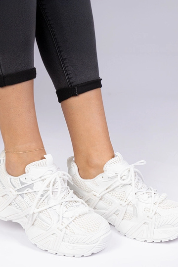 Baskets stylées blanches à semelle massive Lukaro 2