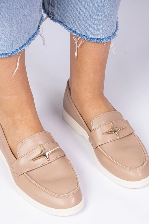 Mocassins pour femmes beige foncé... Mocassins pour femmes beige foncé...