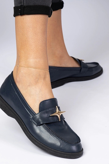 Mocassins pour femmes bleu marine avec décoration dorée Senna 2