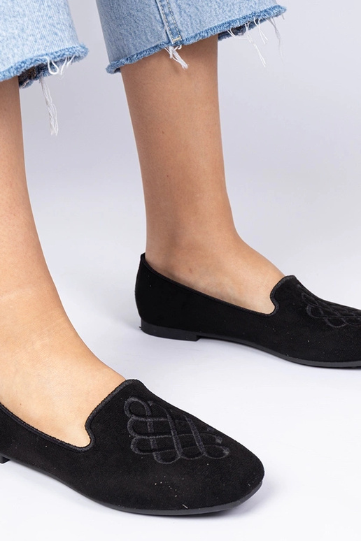 Ballerines noires en suédine pour... Ballerines noires en suédine pour...