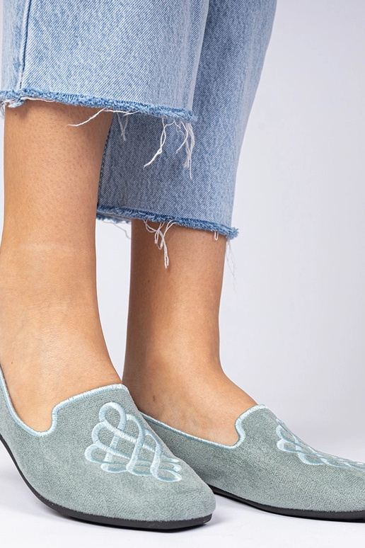 Ballerines vertes en suédine pour... Ballerines vertes en suédine pour...