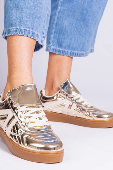 Baskets dorées vernies pour... 2