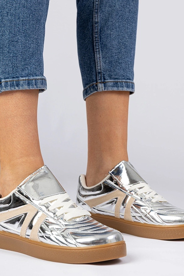 Baskets argentées pour... 2