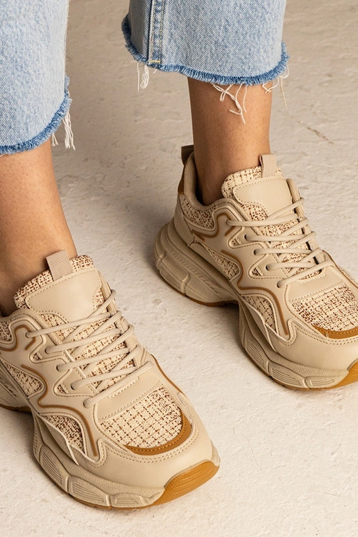 Baskets beiges sportives pour femmes... Baskets beiges sportives pour femmes...