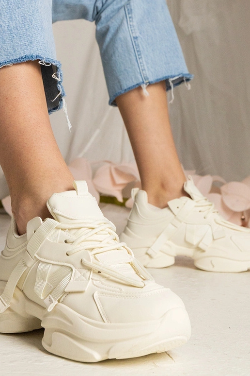 Baskets beiges pour femmes massives... Baskets beiges pour femmes massives...