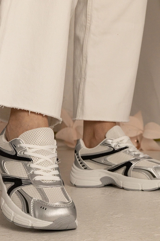 Baskets argentées pour femmes... Baskets argentées pour femmes...