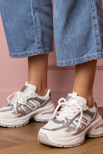 Baskets blanches pour...