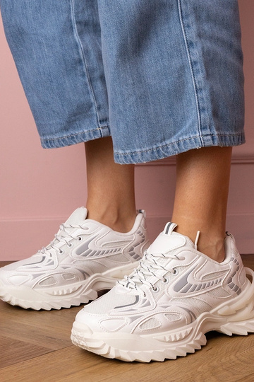 Baskets blanches pour femmes à plateforme stylée Carina