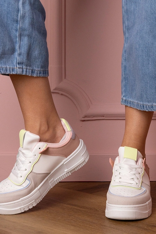 Baskets blanches et grises pour...