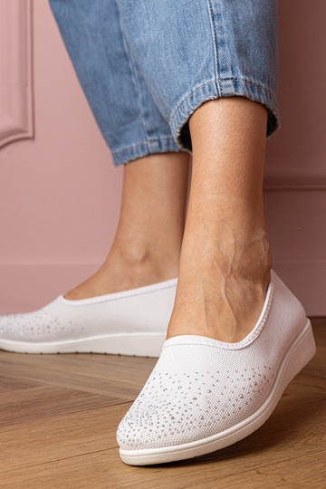 Sandales sportives blanches... 2