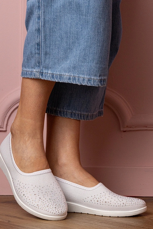 Sandales sportives blanches pour... Sandales sportives blanches pour...