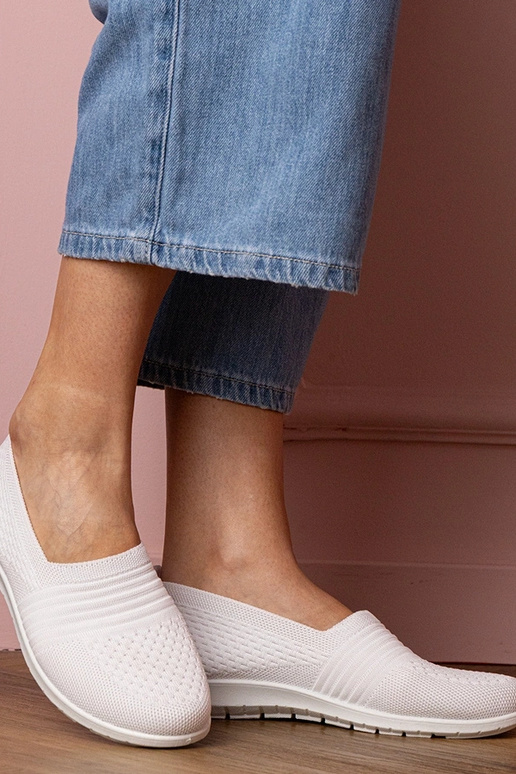 Sandales sportives blanches pour... Sandales sportives blanches pour...