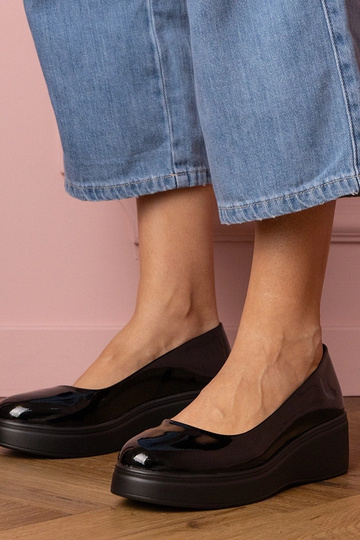 Mocassins noirs laqués pour...