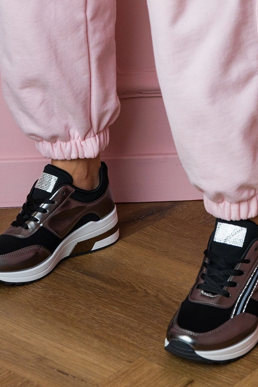 Baskets de sport pour femmes noires...