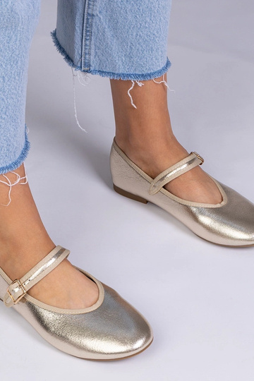 Ballerines dorées pour...