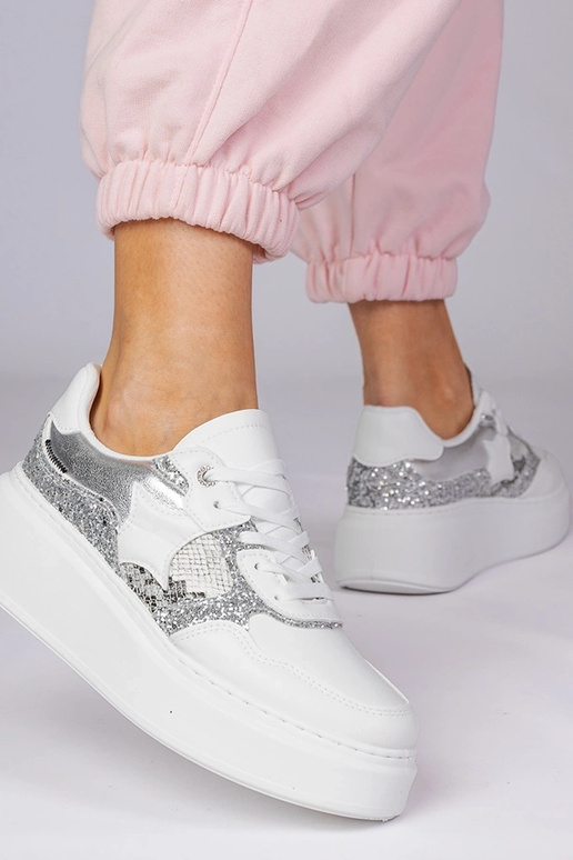 Baskets blanches avec paillettes et...