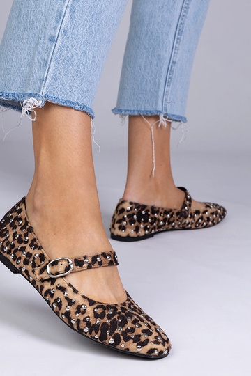 Ballerines à motif panthère avec clous et boucle, « Salos » 2