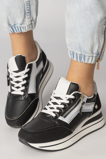 Baskets de sport noires... 2