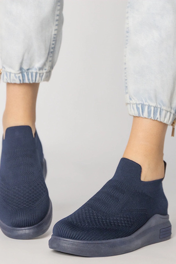 Baskets à enfiler bleu marine, « Merinsa »