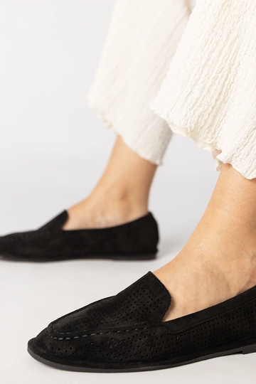 Mocassins ajourés noirs en eco-suède, « Stanila »