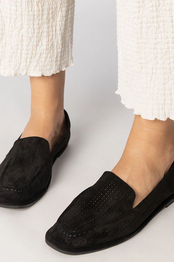 Mocassins ajourés noirs en eco-suède, « Stanila » 2